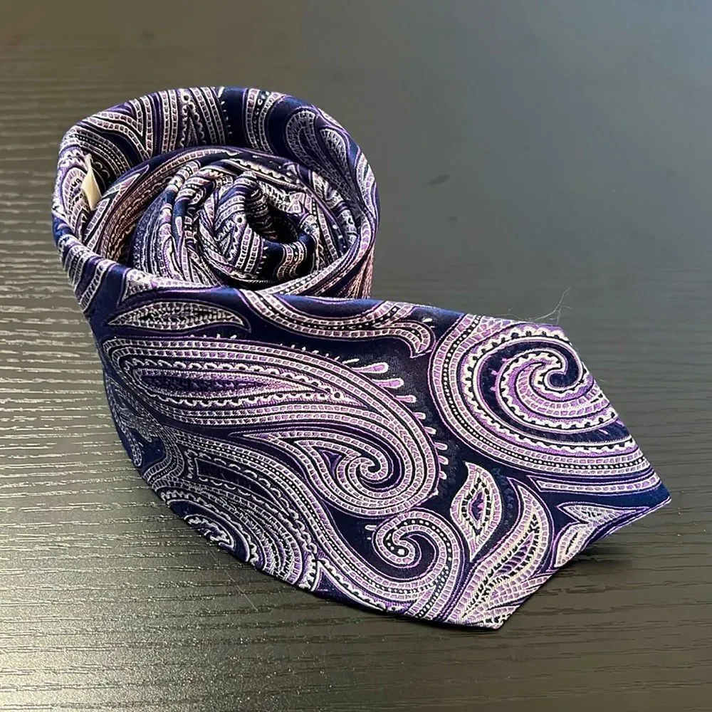 Classic Style Michael Kors Purple Paisley Tie / Necktie